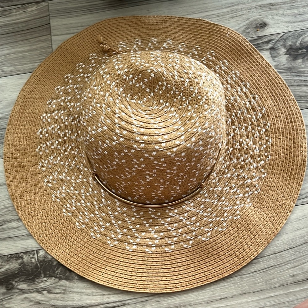 Ladies Ivory Shade Shore Sun Hat-OS-NWOT